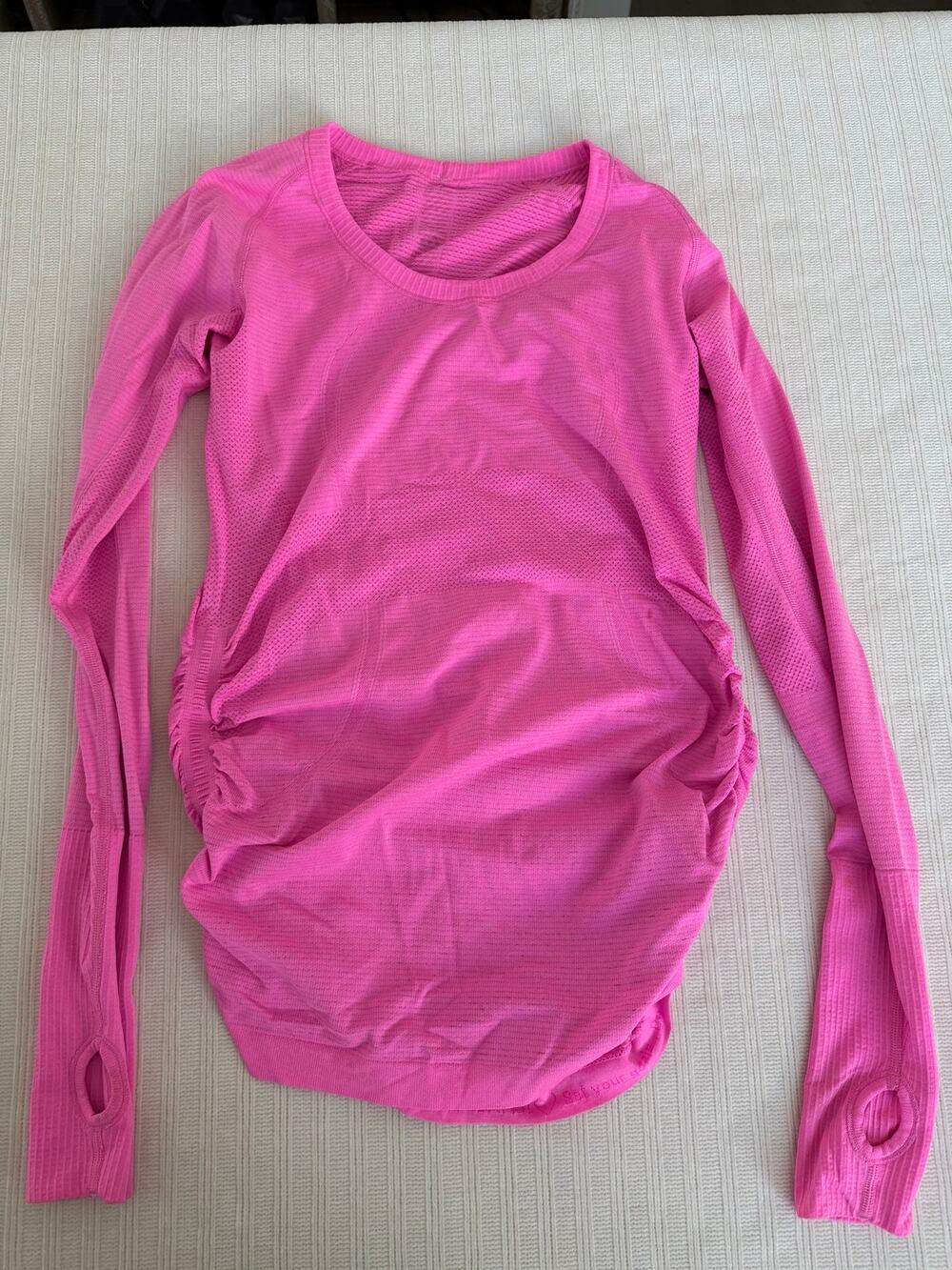Lululemon Swiftly Tech Long Sleeve Crewneck Pink Striped Workout Top Size 8